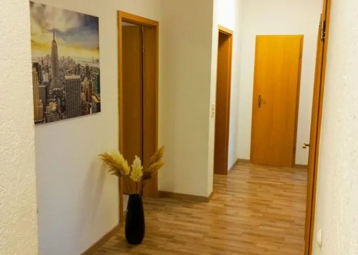 Daire Ferien- Und Monteurswohnung Reinsdorf - Raum Halle Saale *